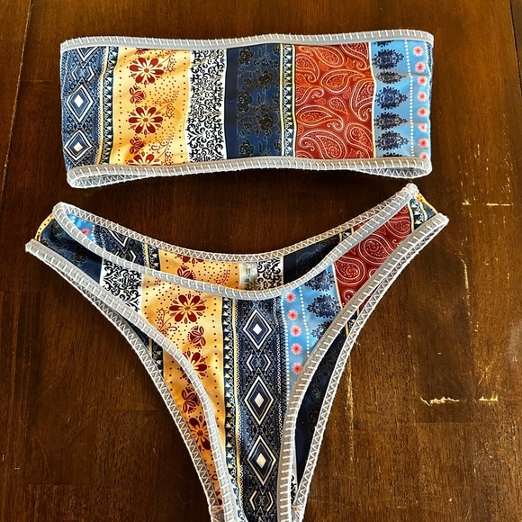 Zaful Bandeau Bikini Size Small - Picture 3 of 3